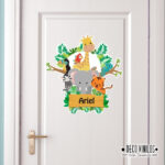 👉Decorá la puerta del cuarto de los chicos con este fantástico vinilo decorativo de animalitos con nombre